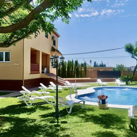 Private Pool! Your Oasis In Sevilla! Bbq! Seville