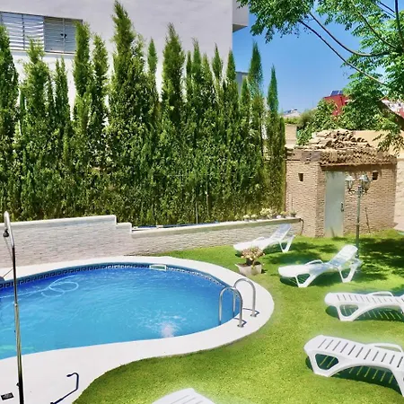 Private Pool! Your Oasis In Sevilla! Bbq! Villa