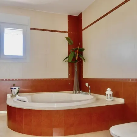 Private Pool! Your Oasis In Sevilla! Bbq! Seville