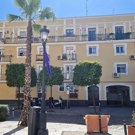 Veronica 6 Free Parking Apartment