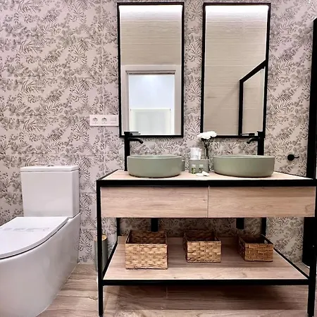Auxiliadora Luxury * Seville
