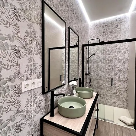 Auxiliadora Luxury * Seville
