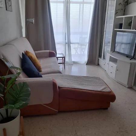 Cozy Next To Center Apartment Seville