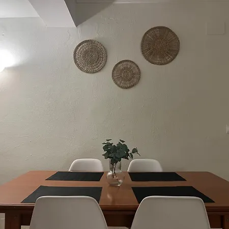 Cozy Next To Center Seville