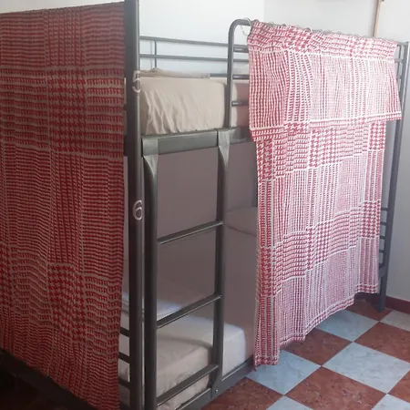 Hostel Onefam Catedral Seville