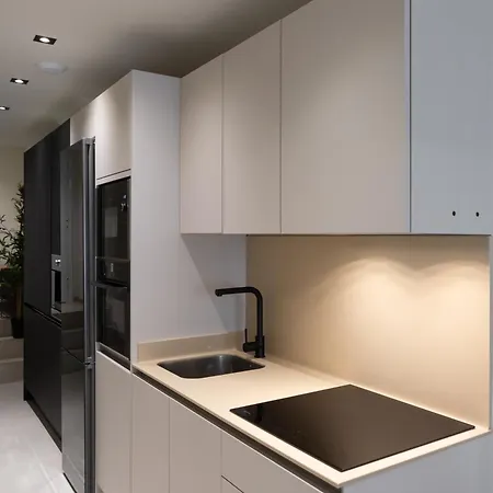 Alameda Duplex Apartment