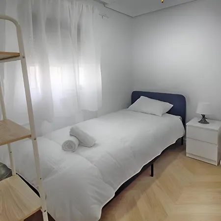 Macarena Gardens Apartment