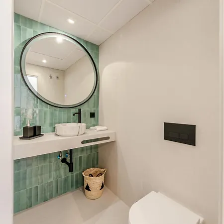 Isg Luxury By The Cathedral Seville