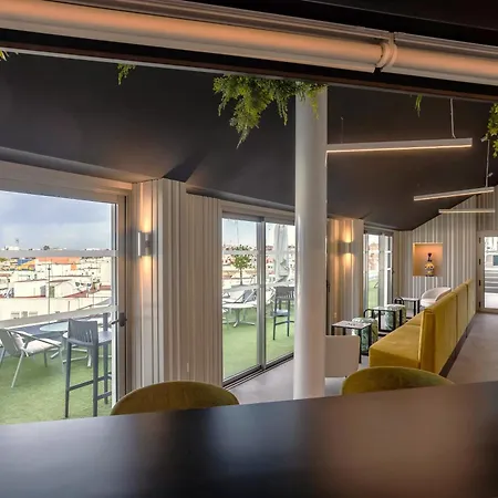 Monte Triana Hotel