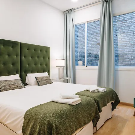Homeyseville-amazing Views Cathedral Tomas De Ibarra - 8 Pax, Parking Optional Apartment *