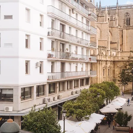 Homeyseville-amazing Views Cathedral Tomas De Ibarra - 8 Pax, Parking Optional Apartment Seville