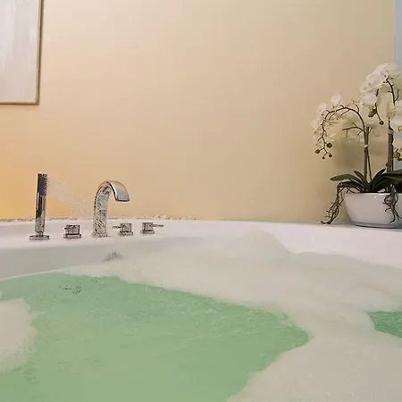Guest house Charming Espacio Azahar Seville