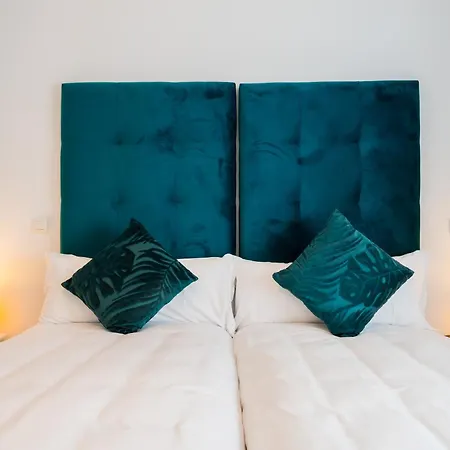 Cruz De San Andres Apartment Seville