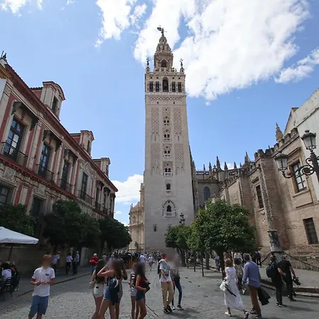 Apartamento New! Luxurious & Chic Duplex Next To The Cathedral