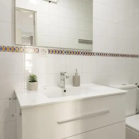 Apartamento Joaquin Costa Alameda By Valcambre *