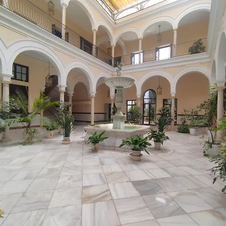 Palacio De Marqueses De Monsalud