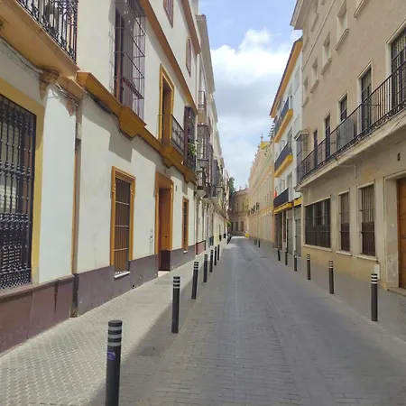 Apartment Palacio De Marqueses De Monsalud Seville