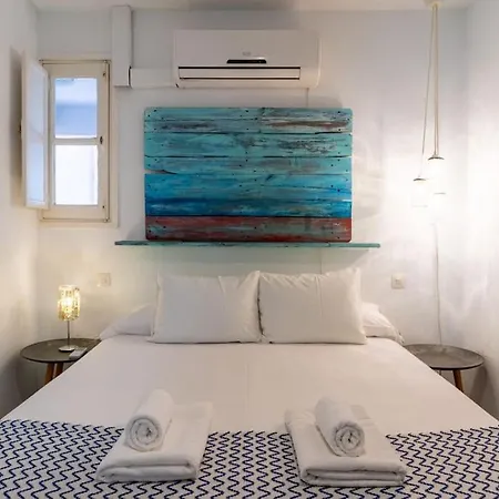 Apartment Atico Con Vistas A La Torre Del Oro Y Catedral By Thegoodtourist Seville
