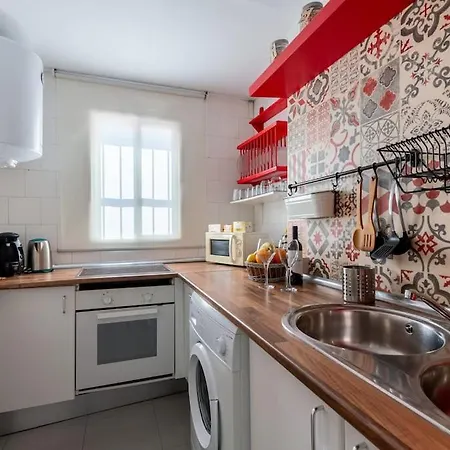 Apartment Atico Con Vistas A La Torre Del Oro Y Catedral By Thegoodtourist *