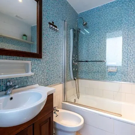 Atico Con Vistas A La Torre Del Oro Y Catedral By Thegoodtourist Apartment *