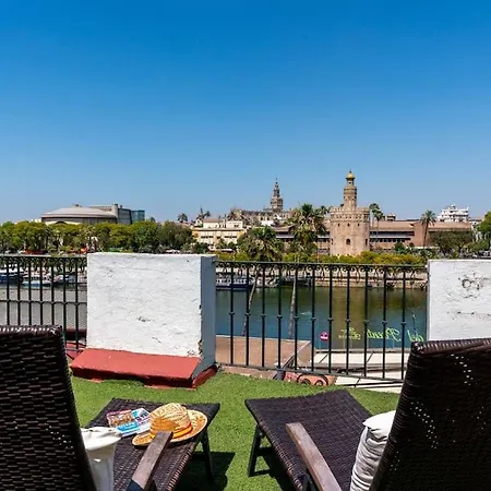 Atico Con Vistas A La Torre Del Oro Y Catedral By Thegoodtourist Apartment Seville