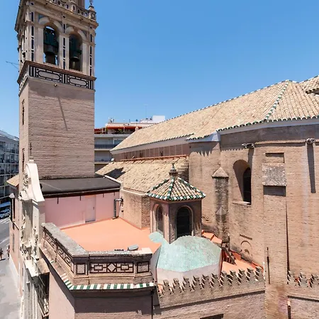 Penthouse!!! Center Of Seville!!! 2 Bedroom + 2 Bath!!! *