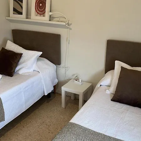 Cozy Next To Center Seville