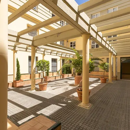 Conde Center Premium Suites, Free Parking