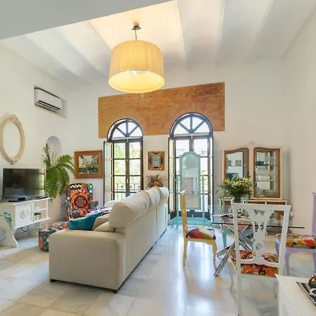 Charming 2 Bedroom Boutique Triplex With Private Terrace At Center By Cityzen