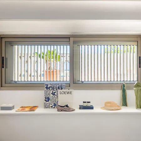 Charming 2 Bedroom Boutique Triplex With Private Terrace At Center By Cityzen *