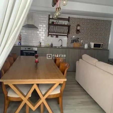 Apartment Piso Amplio Y Diafano, Al Lado De Alameda ,centro