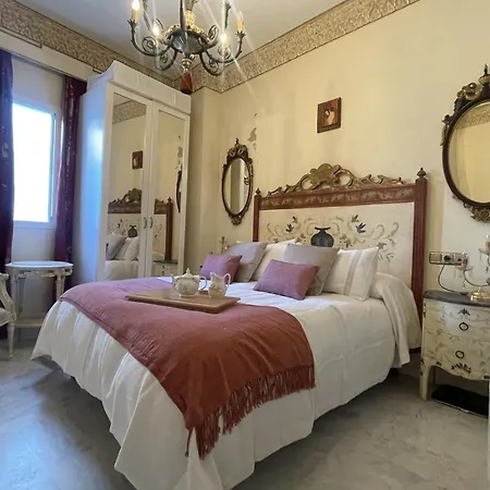 Eva Recommends Chicarreros Apartment *