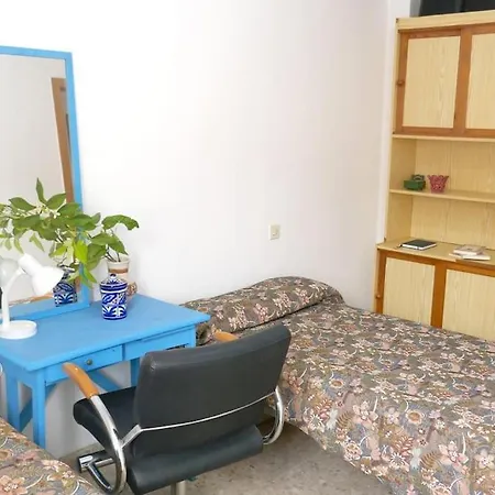 Casa Soleada En Calle Tranquila Holiday home Seville