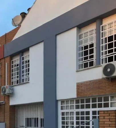 Casa Soleada En Calle Tranquila * Seville