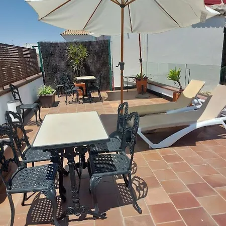 Patio Cartuja Apartment *