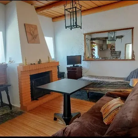 La Casita En La Alcornocosa -sevilla * Seville
