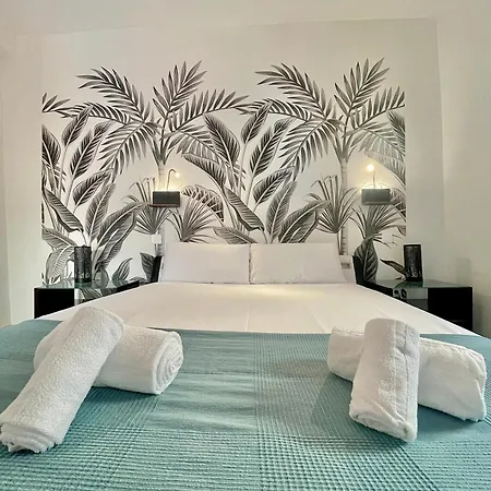 House -rooftop&jacuzzi -stayinseville * Seville
