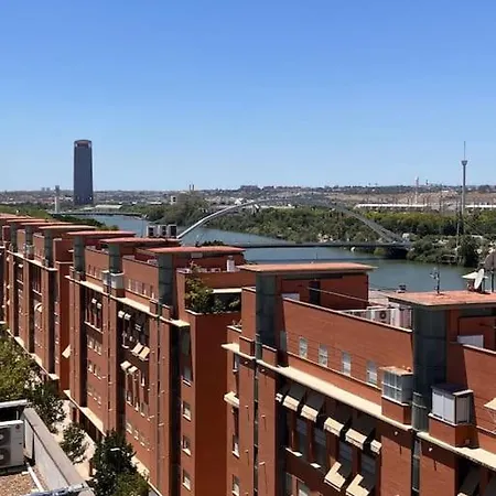 Tu Oasis De Lujo Junto Al Guadalquivir Apartment *