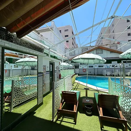 Avenida Andalucia - Solo Adultos Casa de hóspedes Sevilha
