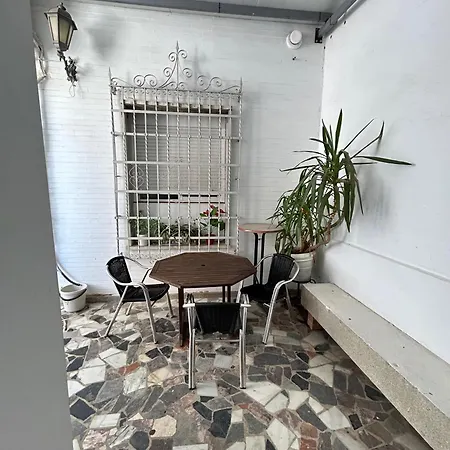 Casa de hóspedes Avenida Andalucia - Solo Adultos Sevilha