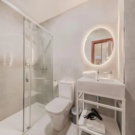 Isg Puerta Jerez 01 Apartment Seville