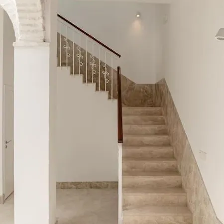 Isg Puerta Jerez 01 Apartment Seville