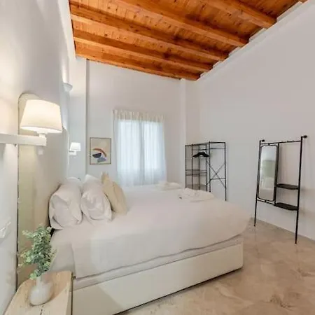 Apartment Isg Puerta Jerez 01 *