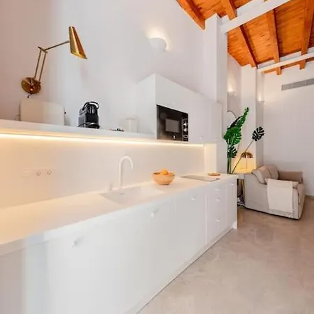 Isg Puerta Jerez 01 Apartment Seville