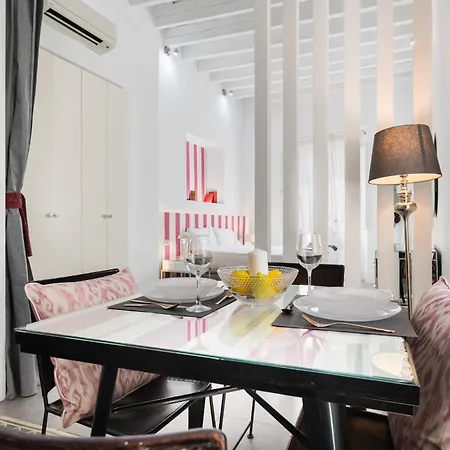 Premium Aft Magdalena Apartment Seville