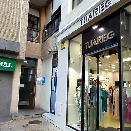 Hostel Central Sevilla بيت ضيافة