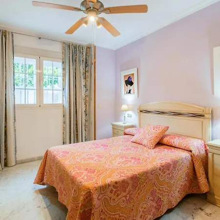 Cozy In With Kitchen * Seville