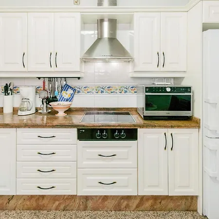 Apartment Cozy In With Kitchen *
