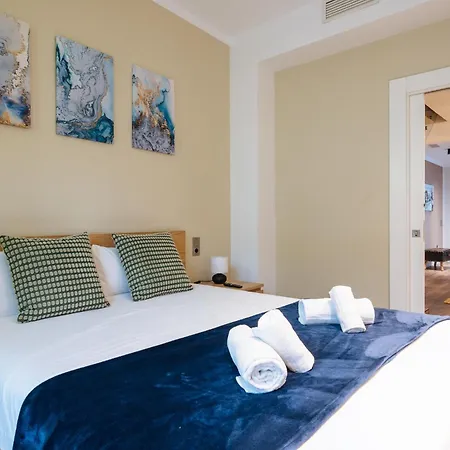 Elegant Duplex 3 Master Bedrooms And Private Apartment