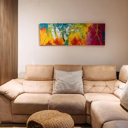 Elegant Duplex 3 Master Bedrooms And Private